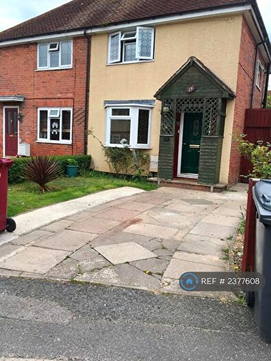 2 Bedroom Semi-Detached House To Rent In Helston Gardens, Reading, RG2