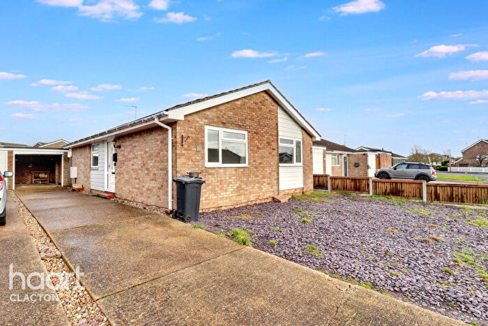 3 Bedroom Detached Bungalow For Sale In Sycamore Way, Frinton-On-Sea, CO13