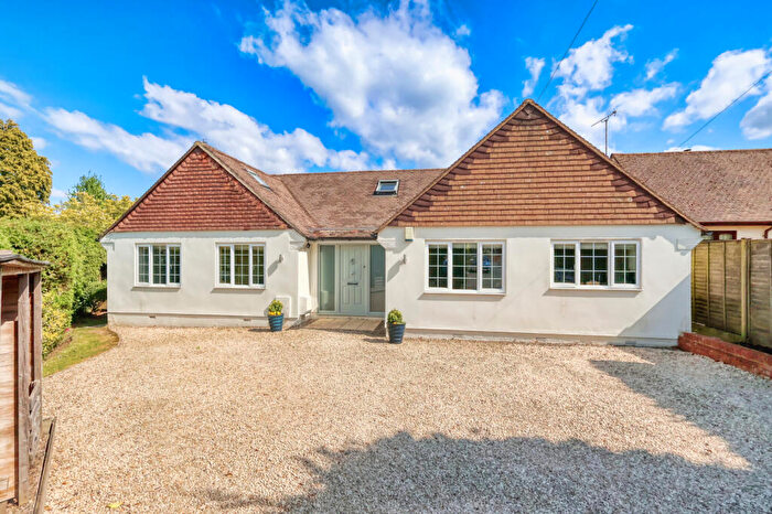 4 Bedroom Bungalow For Sale In Christopher Close, Naphill, High Wycombe, Buckinghamshire, HP14