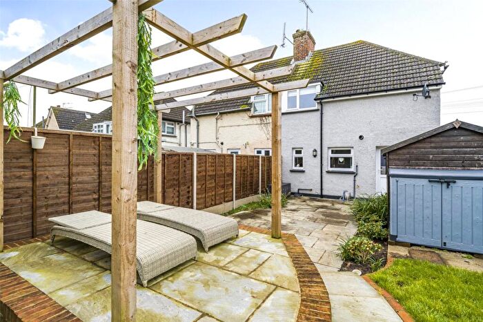 2 Bedroom Semi-Detached House For Sale In Ridgeway, Dartford, Kent, DA2