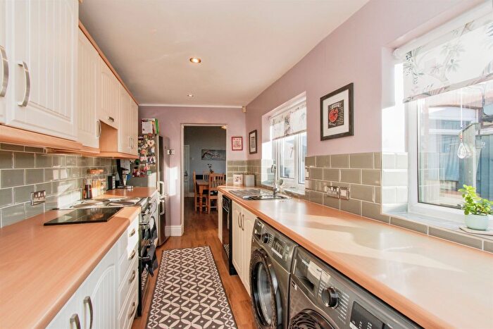 3 Bedroom Terraced House For Sale In Aketon Road, Cutsyke, Castleford, WF10