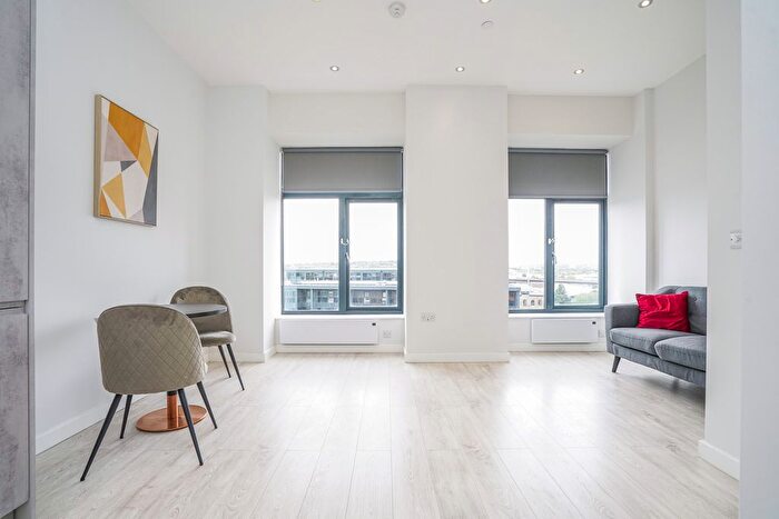 1 Bedroom Flat To Rent In Goodman Street, Leeds, LS10