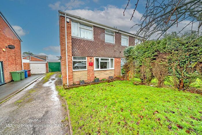 3 Bedroom Semi Detached House For Sale In Orchard Avenue, Cannock, WS11