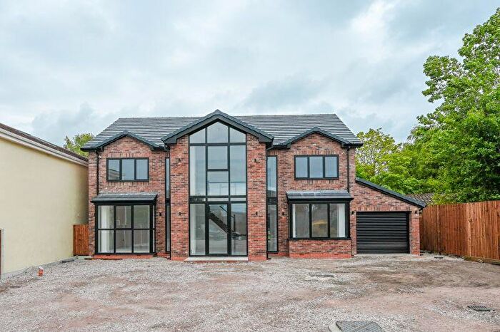 5 Bedroom Detached House For Sale In Bescar Lane, Scarisbrick, L40