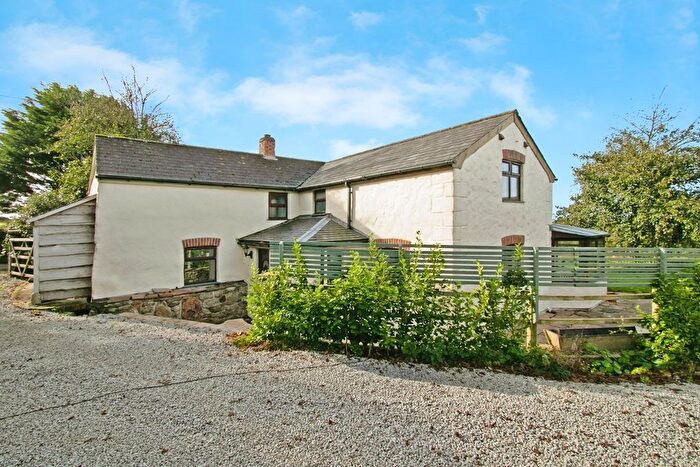 5 Bedroom Cottage For Sale In Black Rock, Camborne, Cornwall, TR14