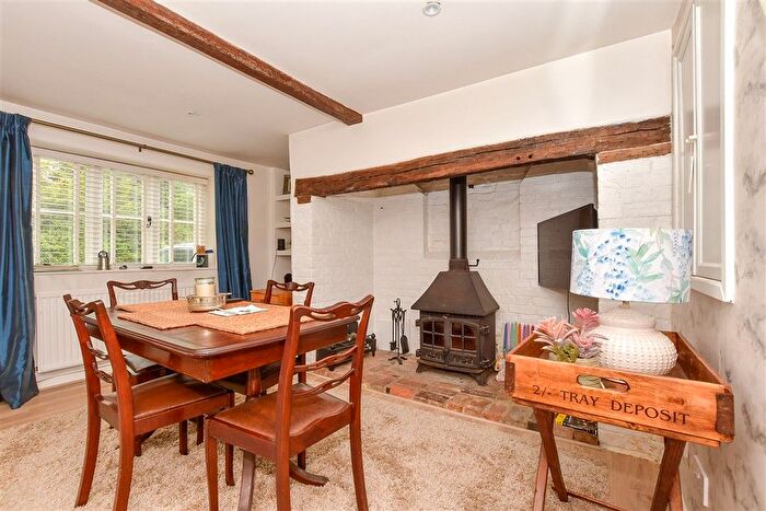 3 Bedroom Semi-Detached House For Sale In Goudhurst Road, Staplehurst, Tonbridge, Kent, TN12