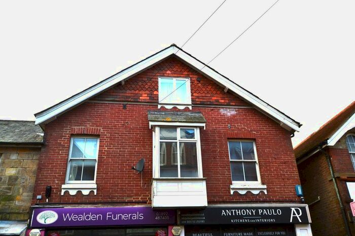 2 Bedroom Property To Rent In High Street, Crowborough, TN6