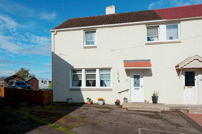 3 Bedroom Semi-Detached House For Sale In Kypeside Place, Strathaven, South Lanarkshire, ML10