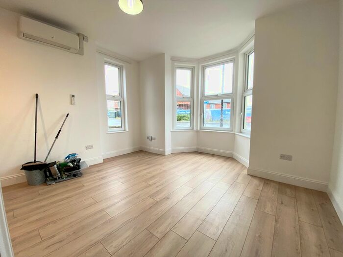 1 Bedroom Flat To Rent In Oundle Road, Flat, Peterborough, PE2