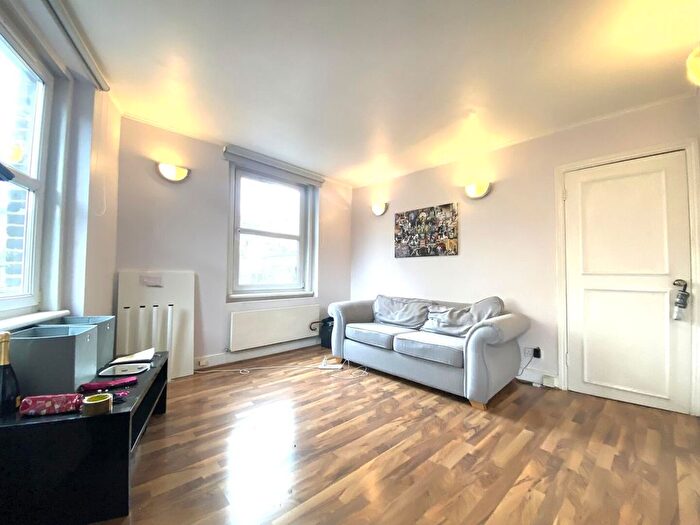 1 Bedroom Flat To Rent In Old Compton Street, Soho, W1D