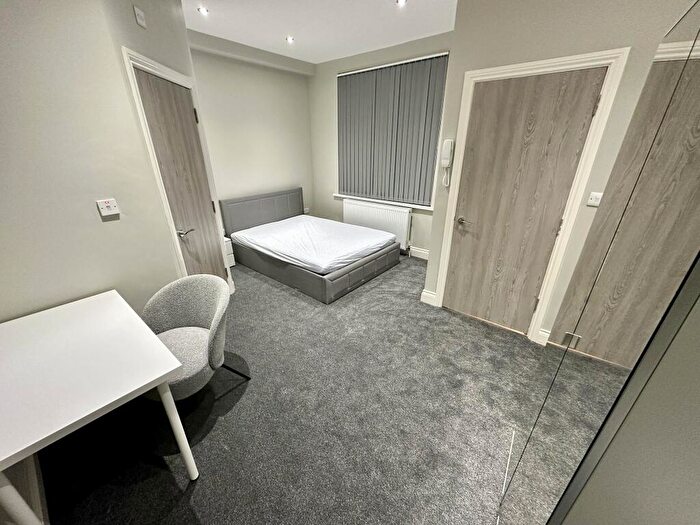 1 Bedroom Flat To Rent In Dawlish Road, Leeds, LS9