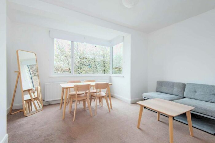 2 Bedroom Flat To Rent In Damien Street, Damien Street, E1