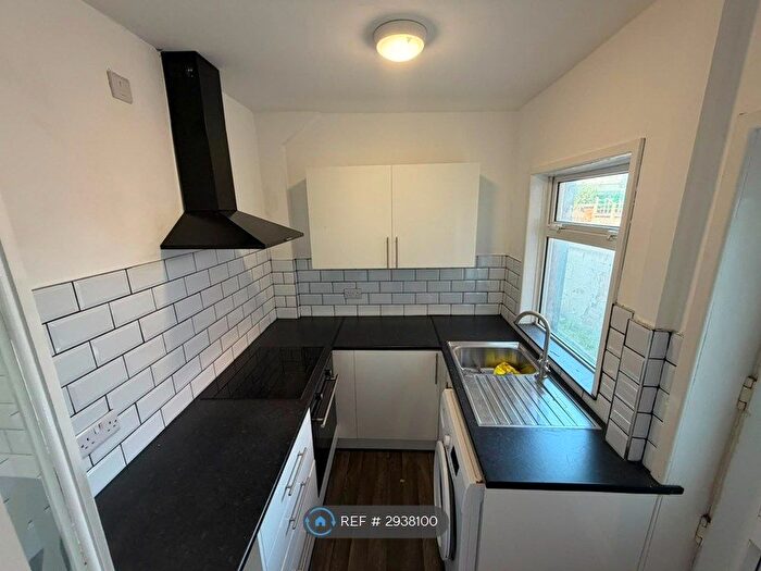 2 Bedroom Terraced House To Rent In Minshull New Road, Crewe, CW1