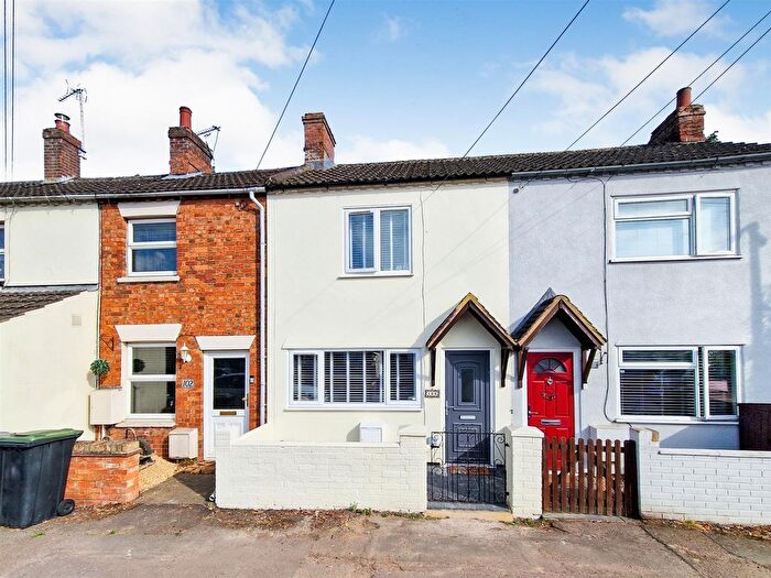 1 Bedroom Terraced House For Sale In High Street, Cranfield, Bedford, MK43