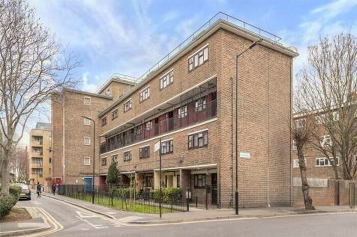 1 Bedroom Flat To Rent In Geffrye Court, Geffrye Estates, Hoxton, London, N1