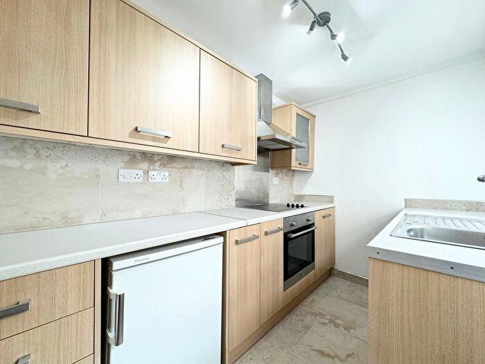 2 Bedroom Property To Rent In Myrtle Road, Ipswich, IP3