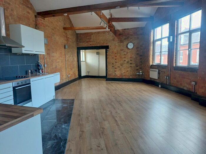 1 Bedroom Studio To Rent In Denmark Road, Leicester, Leicestershire., LE2