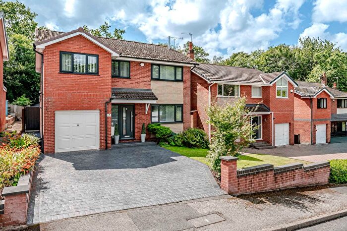 4 Bedroom Detached House For Sale In Woodford Copse, Chorley, PR7