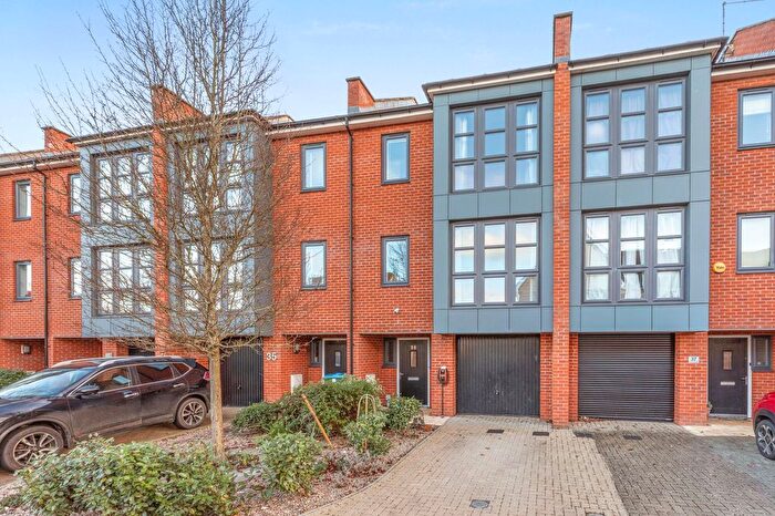 4 Bedroom Terraced House For Sale In Provis Wharf, Broughton, Buckinghamshire, HP20