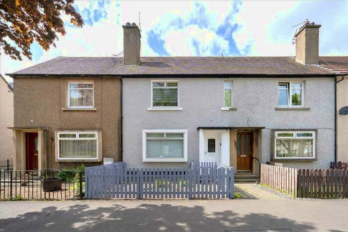 2 Bedroom Apartment To Rent In Central Avenue, FK3