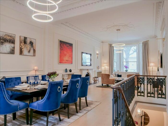 3 Bedroom Flat To Rent In Holland Park, London, W11