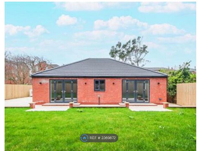 3 Bedroom Bungalow To Rent In Alexandra Road, Southport, PR9