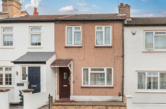 2 Bedroom Terraced House For Sale In Queens Road, Chislehurst, Kent, BR7