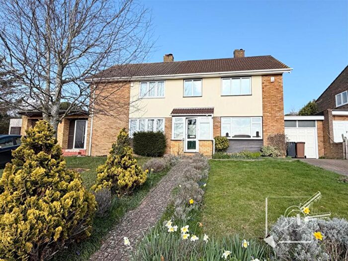 3 Bedroom Semi-Detached House To Rent In Northdown Road, Longfield, DA3