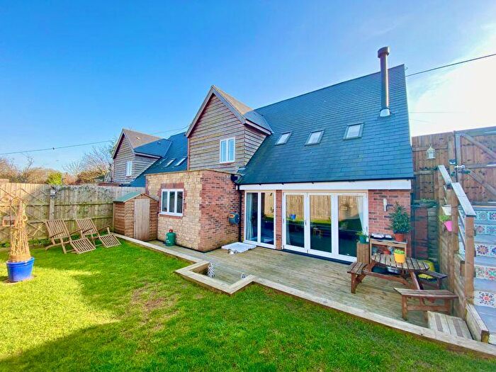 4 Bedroom Detached House For Sale In Stunning Modern Home - Highly Desirable Village, NG33