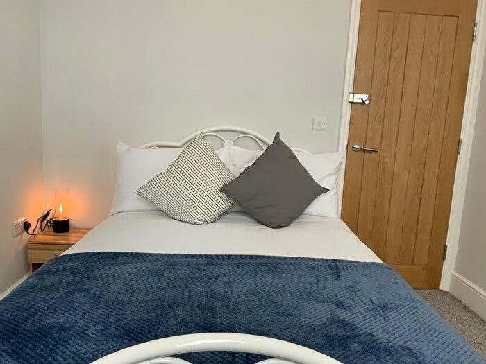 1 Bedroom House Of Multiple Occupation To Rent In Wonford Street, Exeter, Devon, EX2