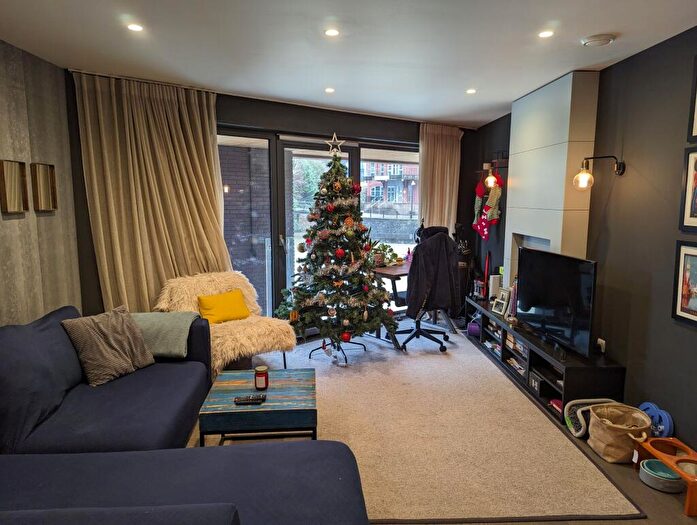 1 Bedroom Flat To Rent In Castle Wharf, East Tucker Street, Bristol, BS1