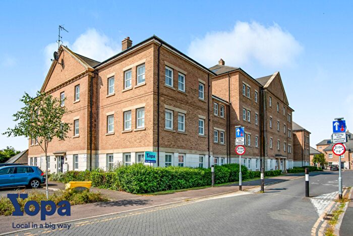 2 Bedroom Apartment For Sale In Rainbow Road, Erith, DA8