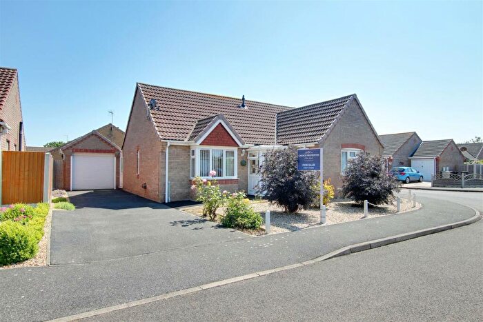 2 Bedroom Detached Bungalow For Sale In Aqua Drive, Mablethorpe, LN12