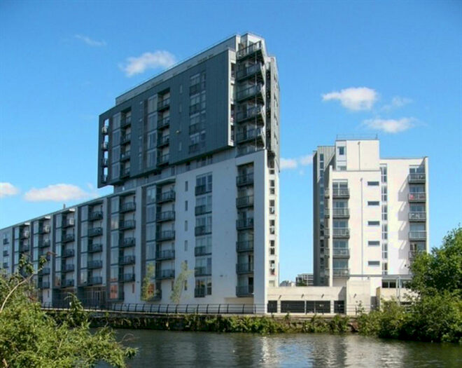 1 Bedroom Apartment To Rent In Water Street, Salford, M3
