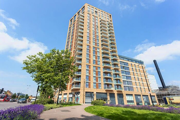 2 Bedroom Flat For Sale In Victory Parade, Woolwich, SE18