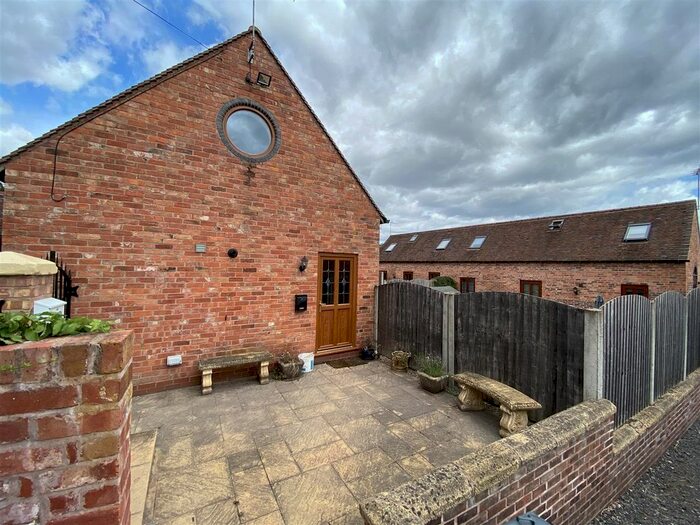 1 Bedroom Flat To Rent In Greensforge Lane, Stourton, Stourbridge, DY7