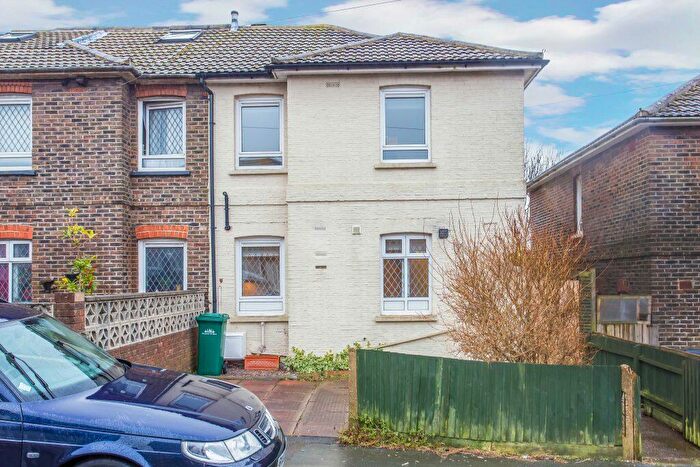 3 Bedroom House To Rent In Firle Road, BN2