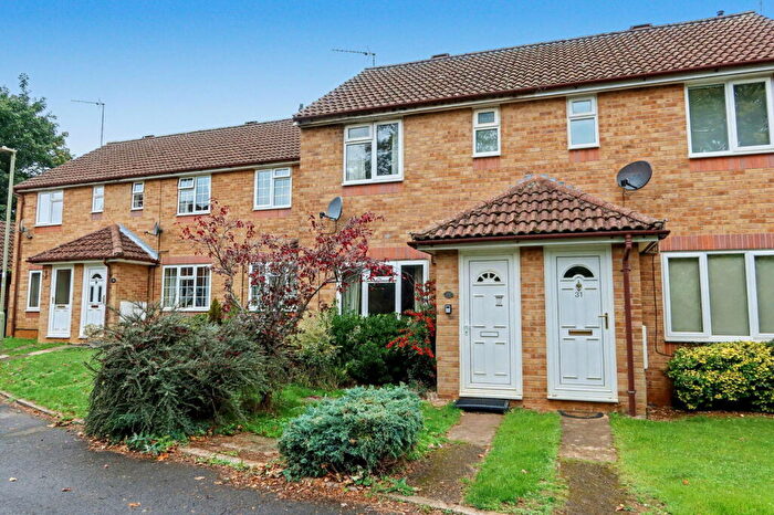 2 Bedroom Terraced House For Sale In Hereford Way, Banbury, OX16