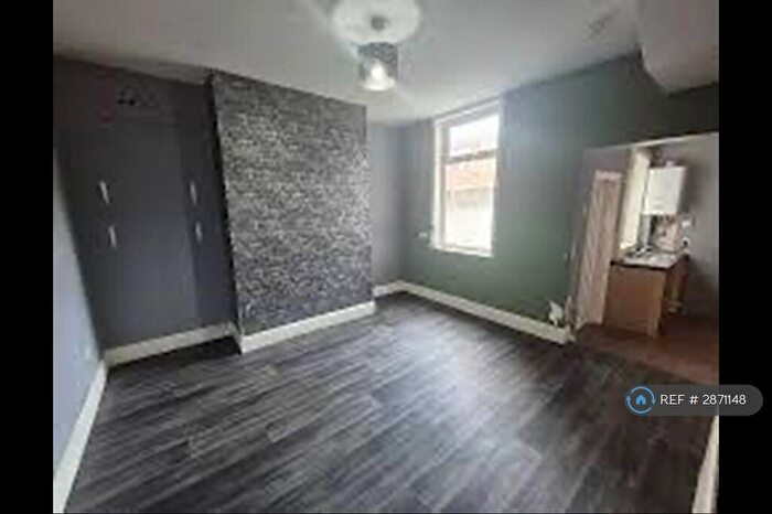 3 Bedroom Terraced House To Rent In Zebudah St, Blackburn, BB2
