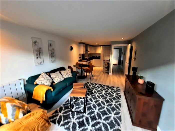 2 Bedroom Flat To Rent In Tamworth Street, Lichfield, WS13