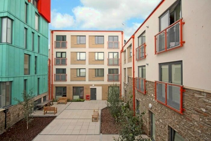 1 Bedroom Flat To Rent In Flat, Verdigris, Bristol, BS2
