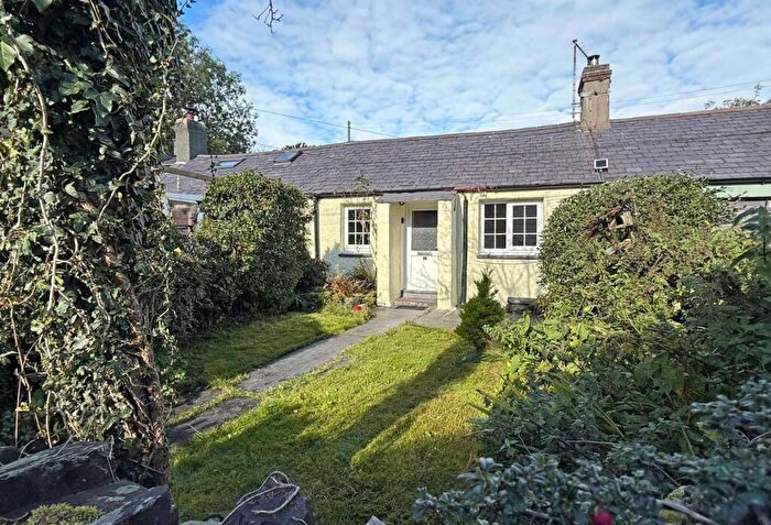 2 Bedroom Terraced House For Sale In Coed Y Parc, Bethesda, Bangor, Gwynedd, LL57