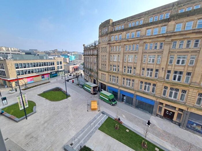 1 Bedroom Flat To Rent In Landmark House, City Centre, Bradford, BD1