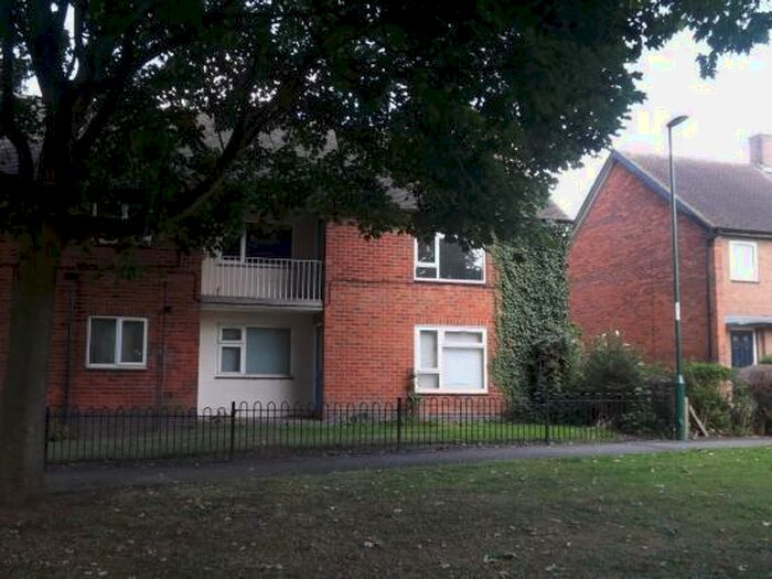 2 Bedroom Flat To Rent In Glapton Lane, Clifton, NG11