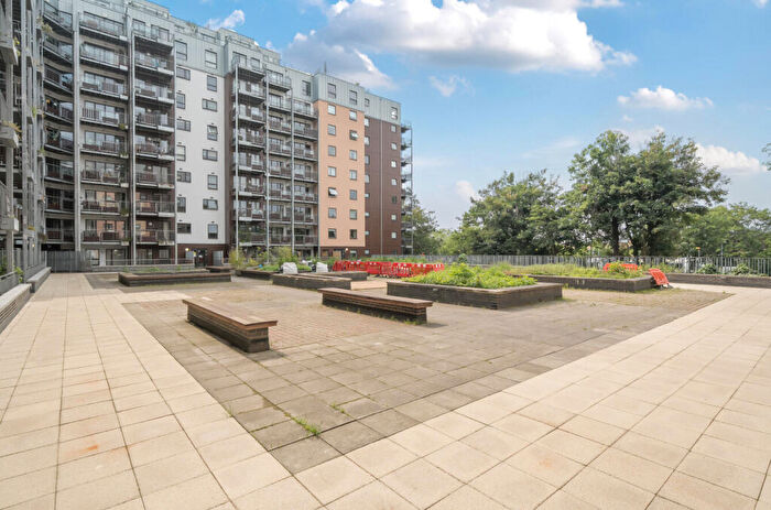 1 Bedroom Apartment For Sale In Seren Park Gardens, Blackheath, Maze Hill, London, SE3