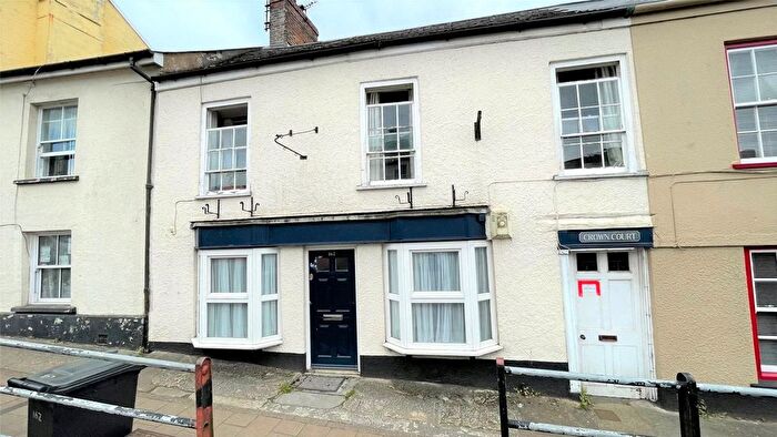 1 Bedroom Flat To Rent In High Street, Honiton, Devon, EX14