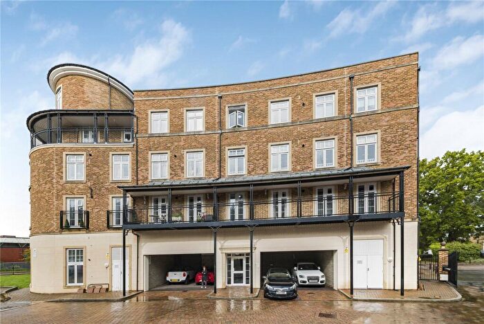 2 Bedroom Apartment For Sale In Jefferson Place, Bromley, BR2