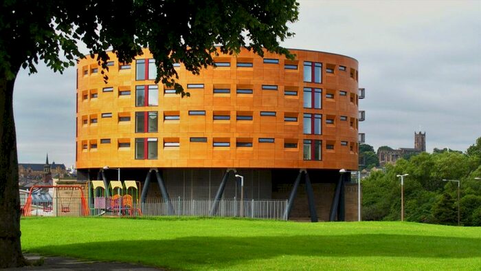 2 Bedroom Flat To Rent In Bridge Square Apartments, Lancaster, LA1