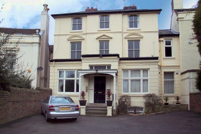 1 Bedroom Apartment To Rent In Birmingham Road, Hagley, Stourbridge, DY9