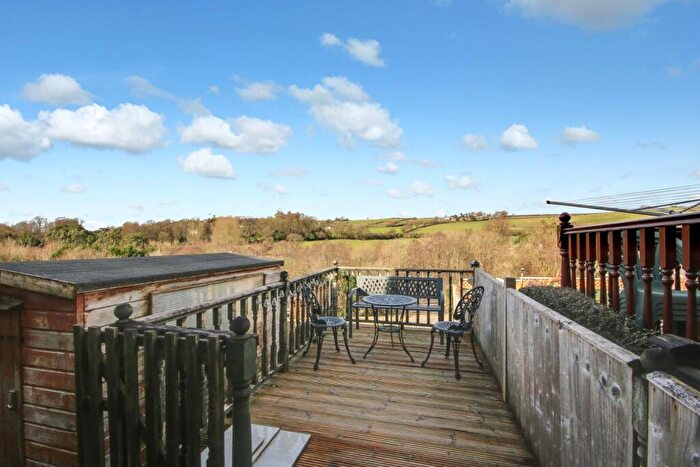 3 Bedroom End Of Terrace House For Sale In Broadgate Close, Barnstaple, Devon, EX31